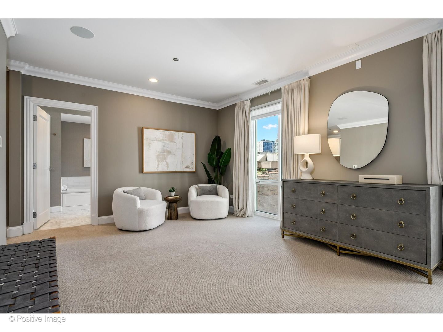 60 West Erie Street, Unit 601 Chicago, IL 60654 - Photo 21 of 33