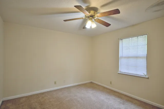 $950 | 430 Martha Lane, Unit C, Clarksville, TN 37043