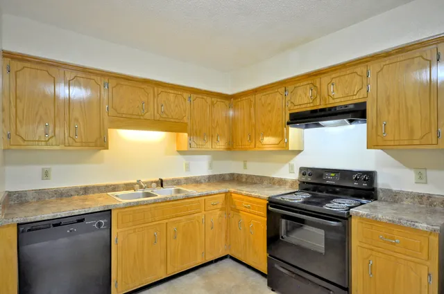 $950 | 430 Martha Lane, Unit C, Clarksville, TN 37043