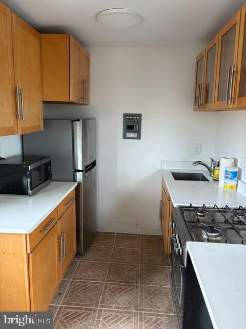 1601 18th Street Northwest, Unit 910 Washington, DC 20009 - Photo 8 of 14 Kitchen