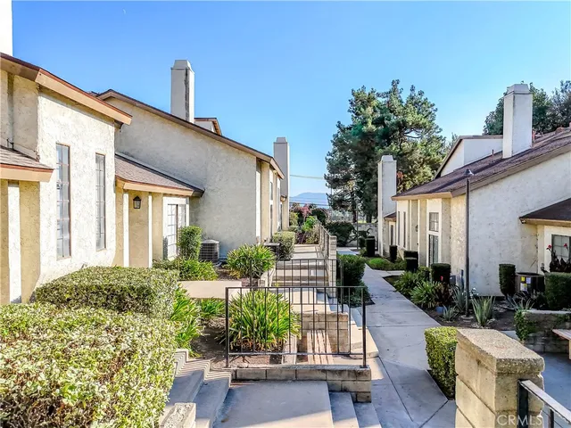 $320,000 | 1974 East Lynwood Drive, Unit 2B, San Bernardino, CA 92404