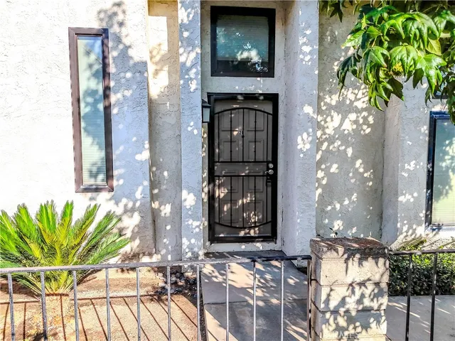 $320,000 | 1974 East Lynwood Drive, Unit 2B, San Bernardino, CA 92404