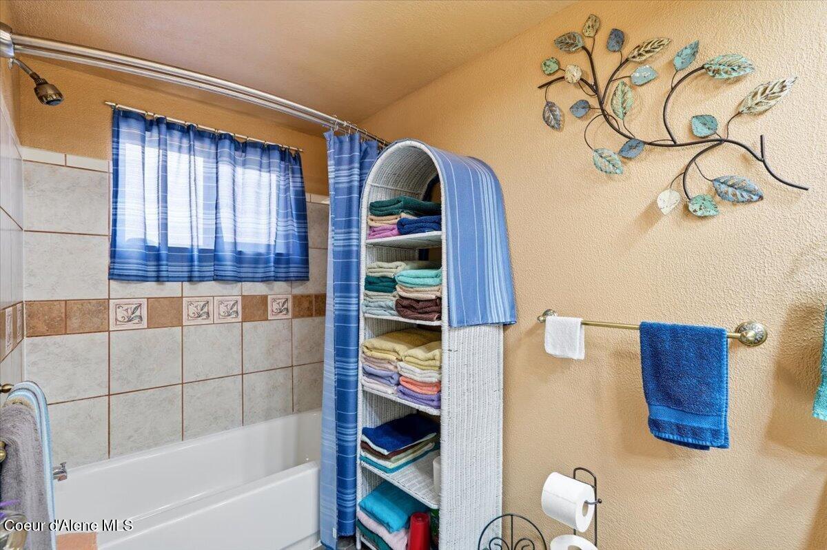 170 East Miles Avenue Hayden, ID 83835 - Photo 23 of 54 BATHROOM