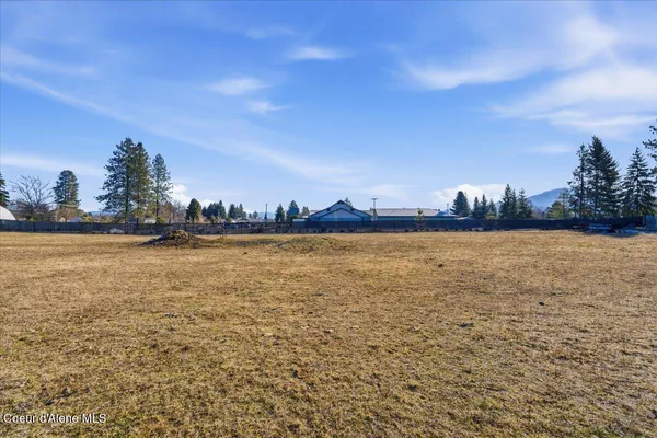 $1,100,000 | 170 East Miles Avenue, Hayden, ID 83835