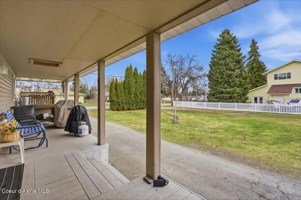 $1,100,000 | 170 East Miles Avenue, Hayden, ID 83835