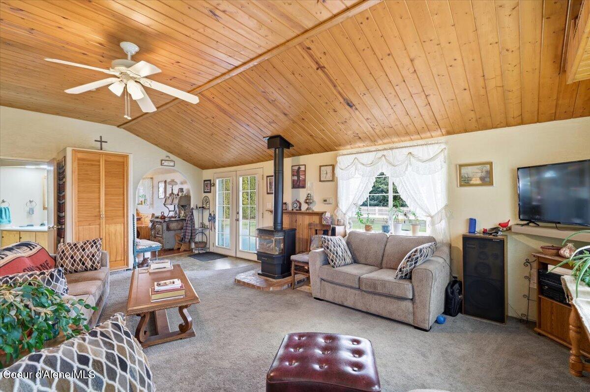 170 East Miles Avenue Hayden, ID 83835 - Photo 9 of 54 LIVING ROOM