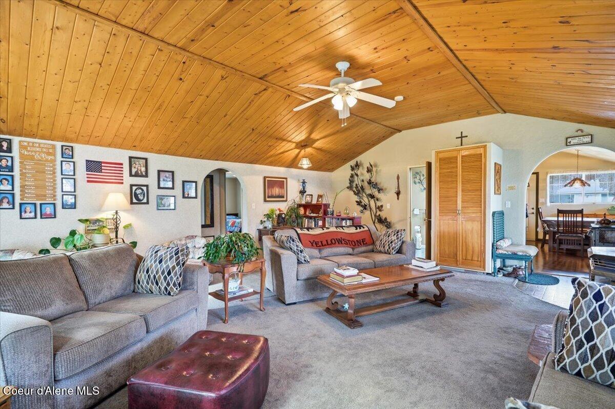 170 East Miles Avenue Hayden, ID 83835 - Photo 10 of 54 LIVING ROOM