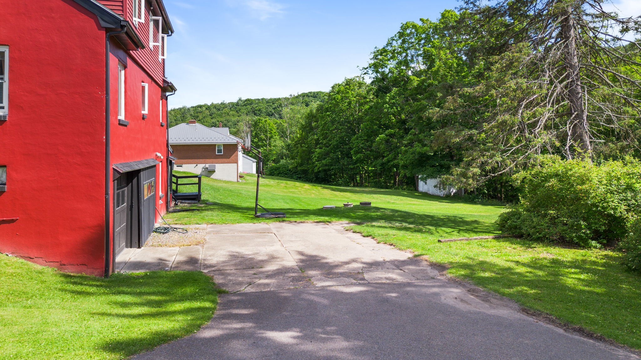 70 East Maine Road Johnson City, NY 13790 - Photo 5 of 39
