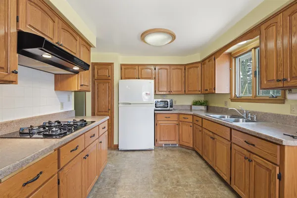 $234,900 | 1613 South Telulah Avenue, Appleton, WI 54915