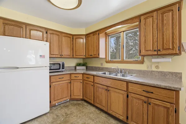 $234,900 | 1613 South Telulah Avenue, Appleton, WI 54915