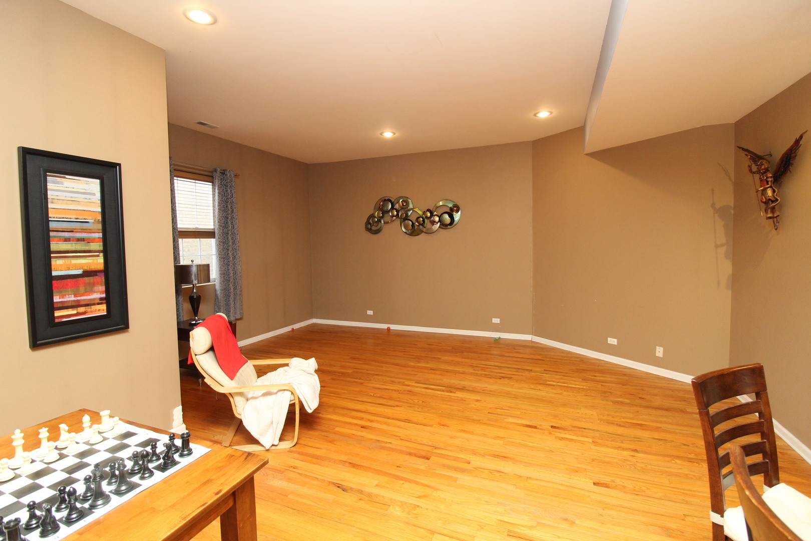 3231 West Fullerton Avenue, Unit 3W Chicago, IL 60647 - Photo 8 of 26