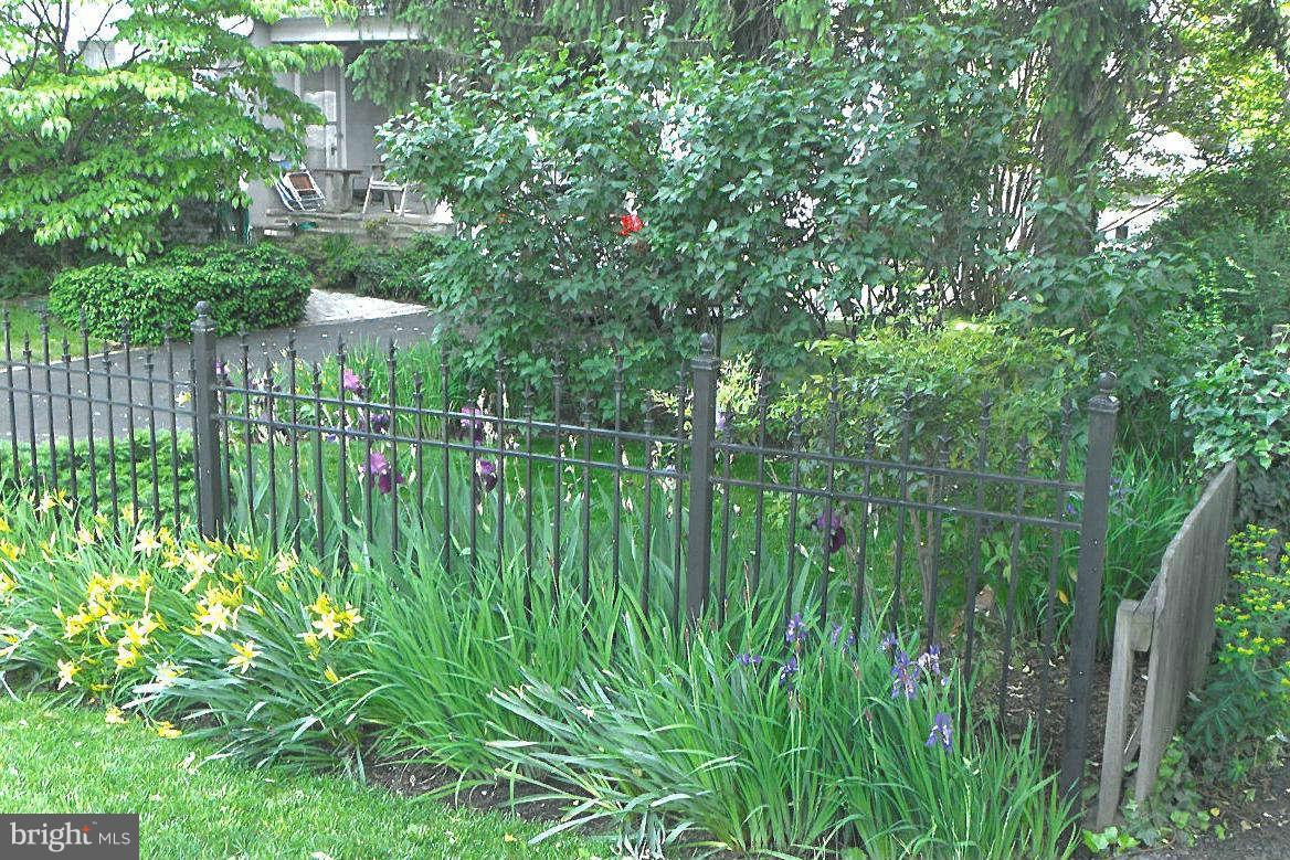 1205 Frederick Road Baltimore, MD 21228 - Photo 6 of 30 a view of a garden