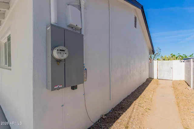 $394,500 | 3429 West Sweetwater Avenue, Phoenix, AZ 85029