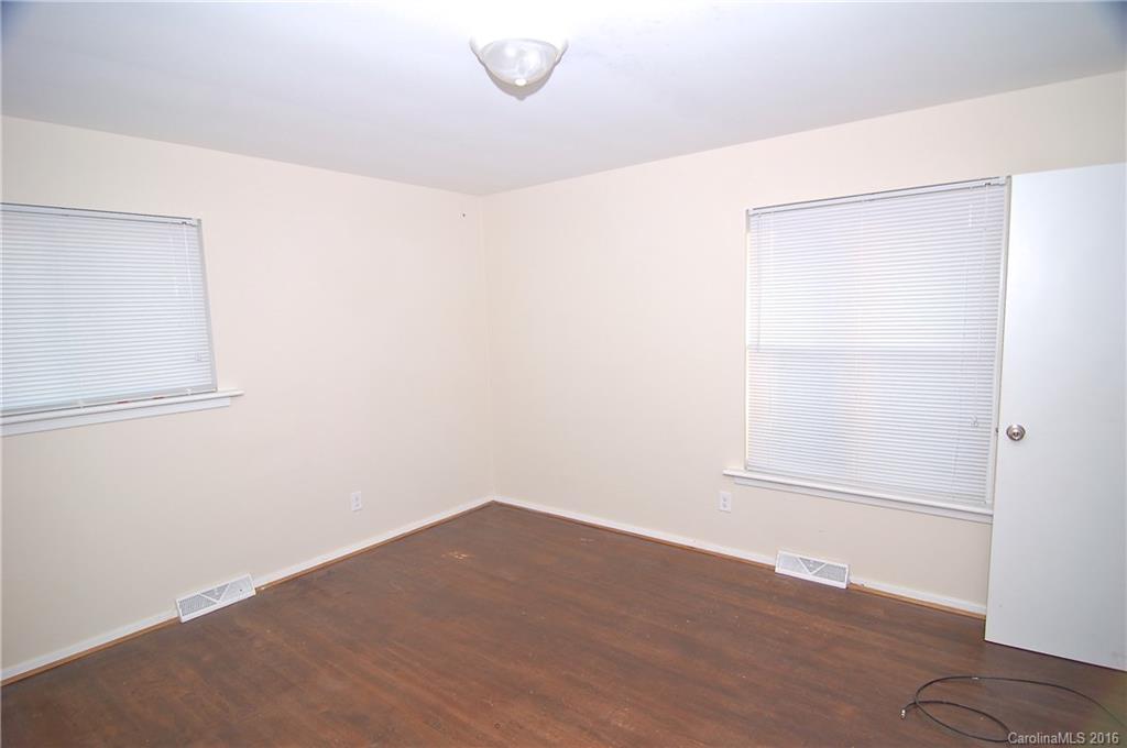 5111 Cinderella Road Charlotte, NC 28213 - Photo 11 of 15 Gallery Image 11