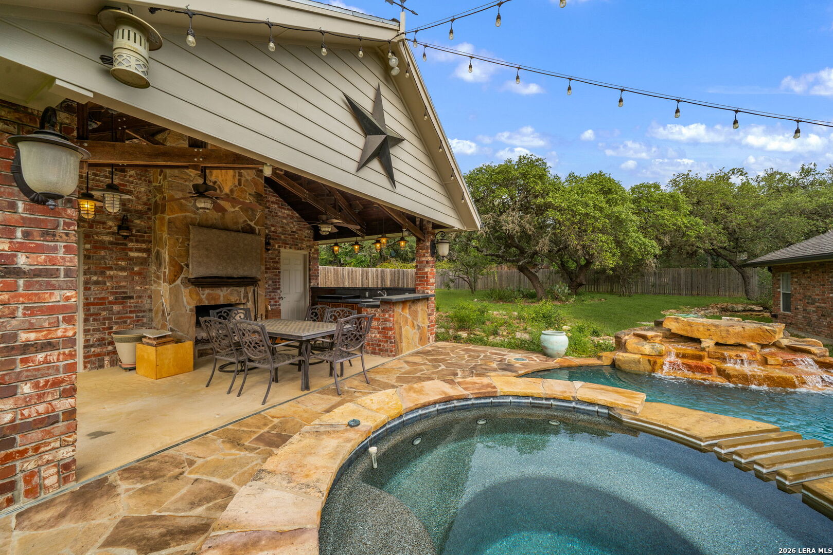 8639 Raintree Woods Drive Fair Oaks Ranch, TX 78015 - Photo 35 of 55