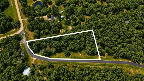 $215,000 | 7322 Ranch Oaks Trail, Malakoff, TX 75148