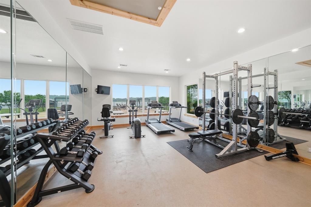 7322 Ranch Oaks Trail Malakoff, TX 75148 - Photo 11 of 11 a view of a room with gym equipment