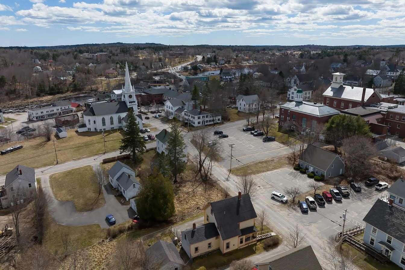 25 Center Street Machias, ME 04654 - Photo 6 of 50 Ferguson.6