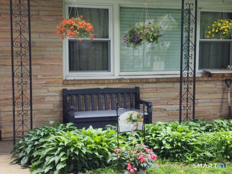 55 Merriman Road Stamford, CT 06905 - Photo 11 of 20