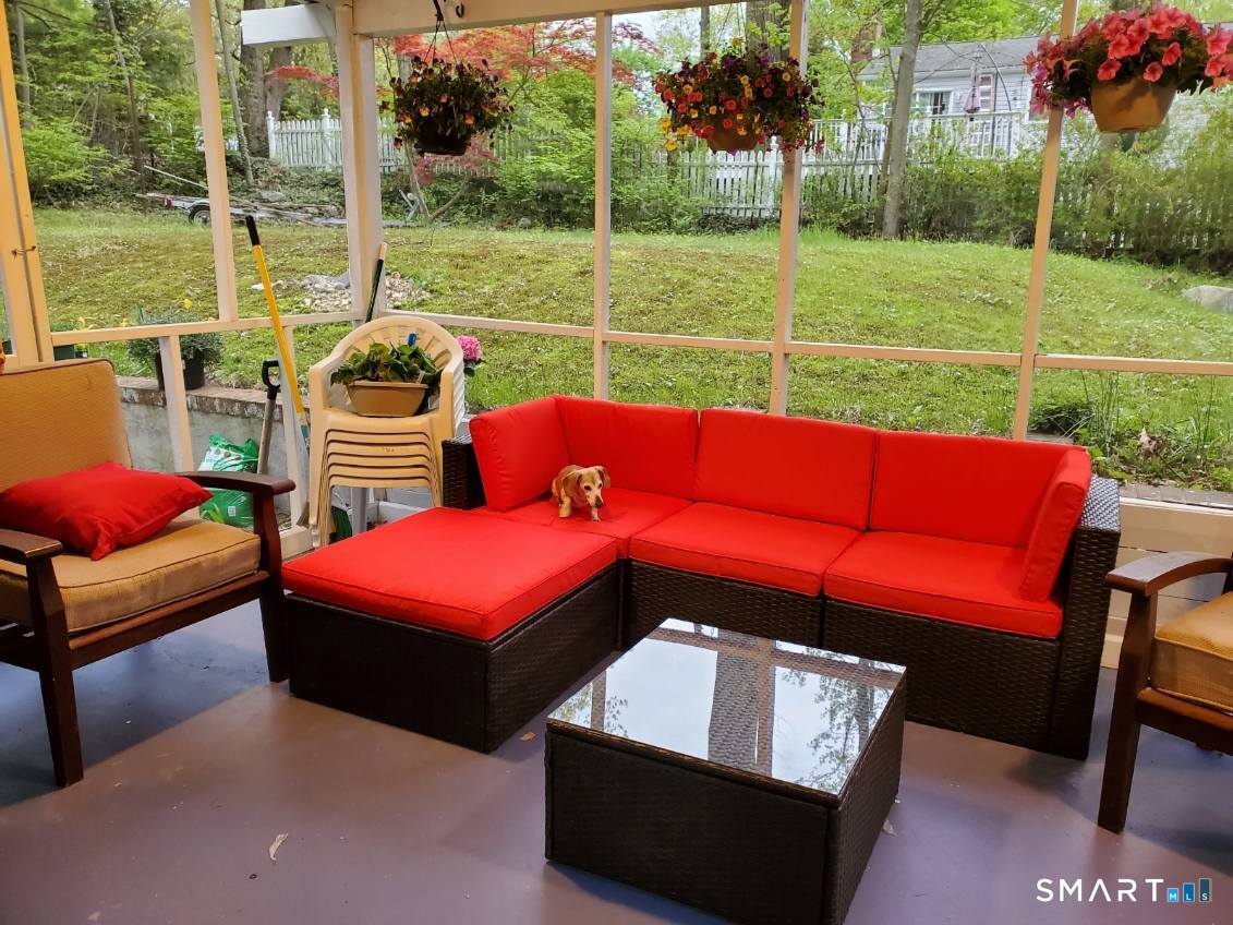 55 Merriman Road Stamford, CT 06905 - Photo 12 of 20