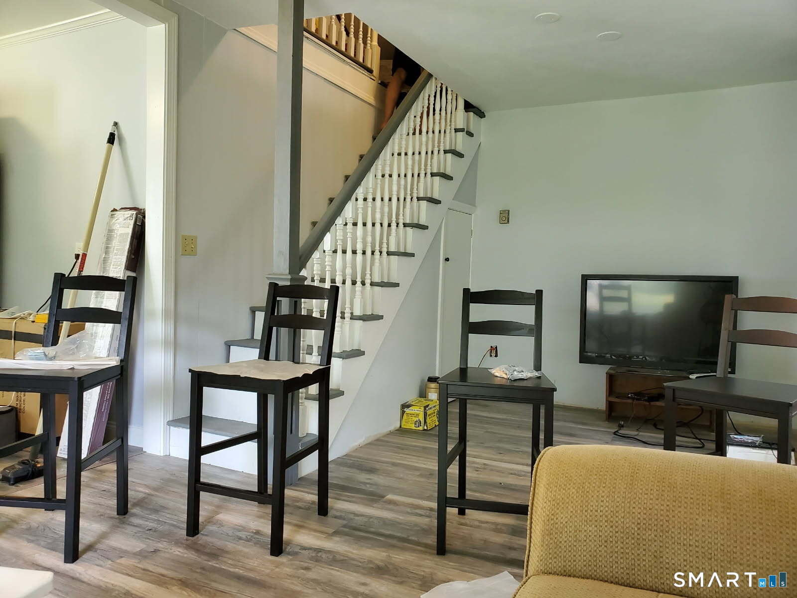 55 Merriman Road Stamford, CT 06905 - Photo 8 of 20