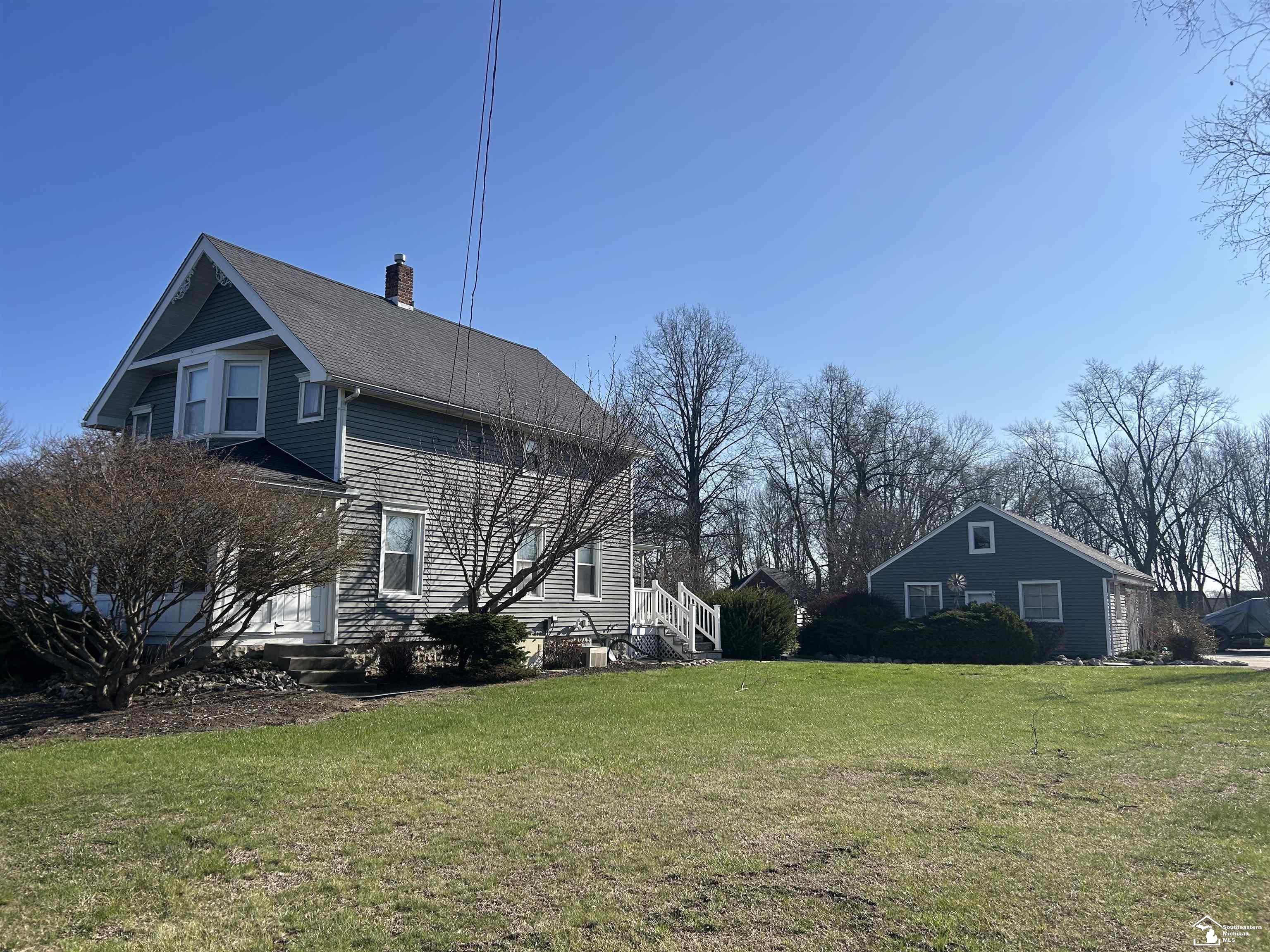 8256 Jackman Road Temperance, MI 48182 - Photo 8 of 23