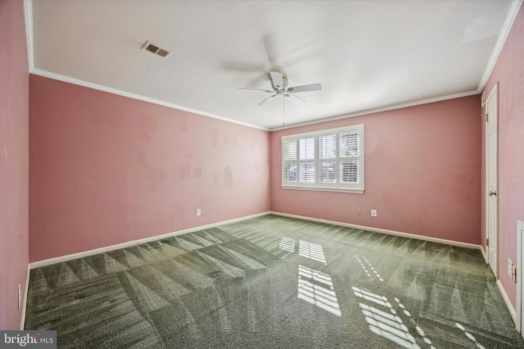 94 Ramsgate Court, Unit 210 U94 Blue Bell, PA 19422 - Photo 11 of 24 Large bedroom with new windows