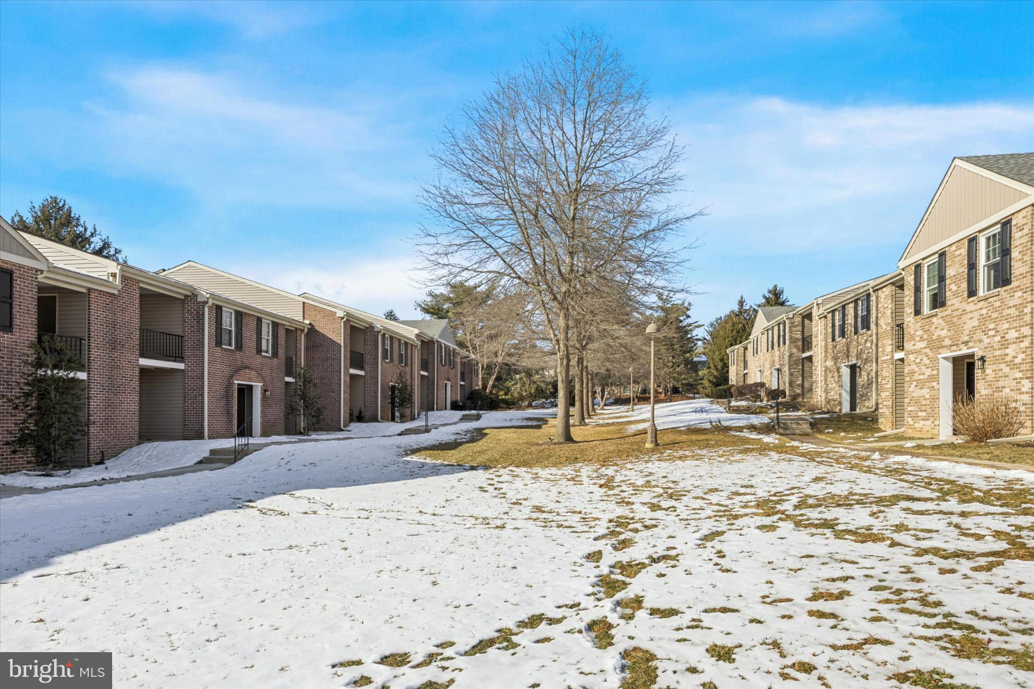 94 Ramsgate Court, Unit 210 U94 Blue Bell, PA 19422 - Photo 14 of 24 Your courtyard