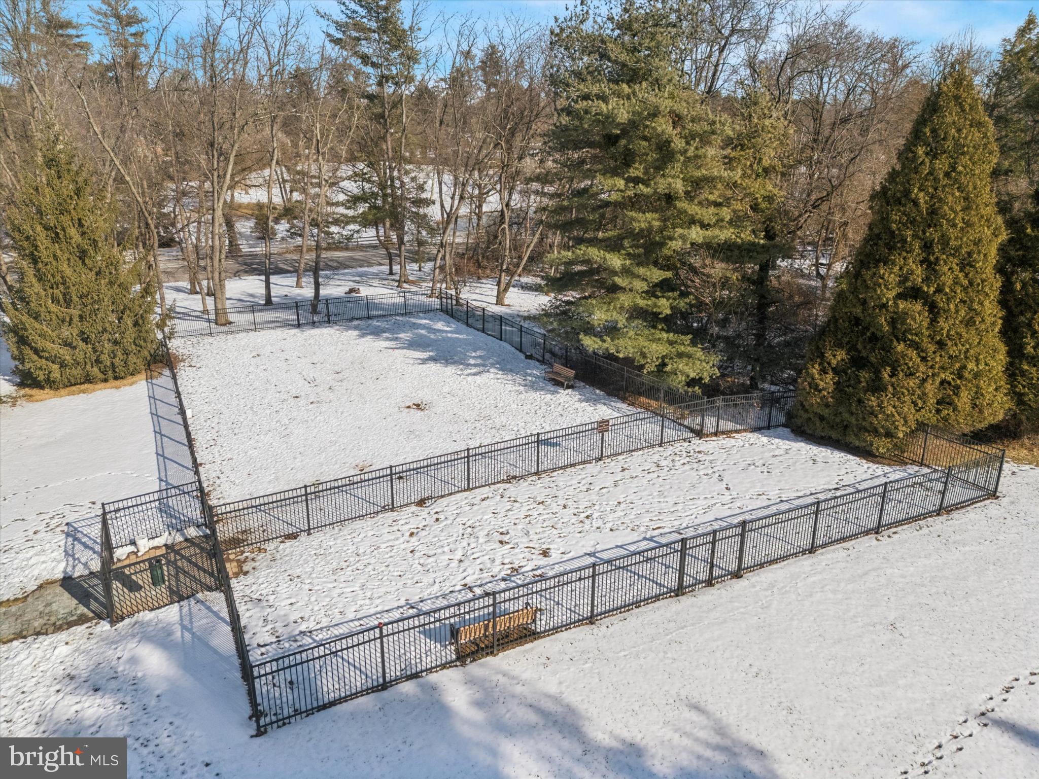 94 Ramsgate Court, Unit 210 U94 Blue Bell, PA 19422 - Photo 22 of 24 Dog Park