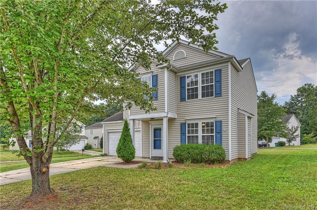 1050 Hipp Road Charlotte, NC 28216 - Photo 2 of 24 Gallery Image 2