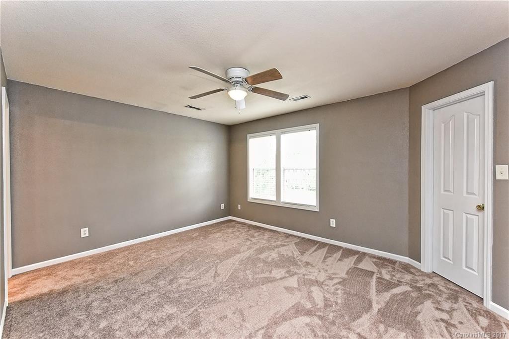 1050 Hipp Road Charlotte, NC 28216 - Photo 14 of 24 Gallery Image 14