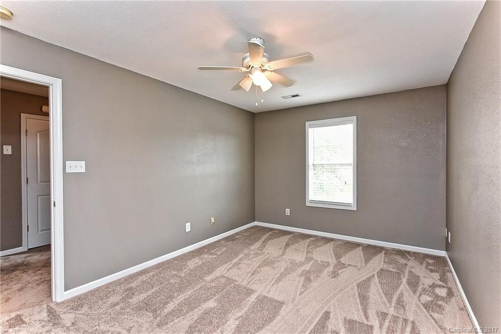 1050 Hipp Road Charlotte, NC 28216 - Photo 20 of 24 Gallery Image 20