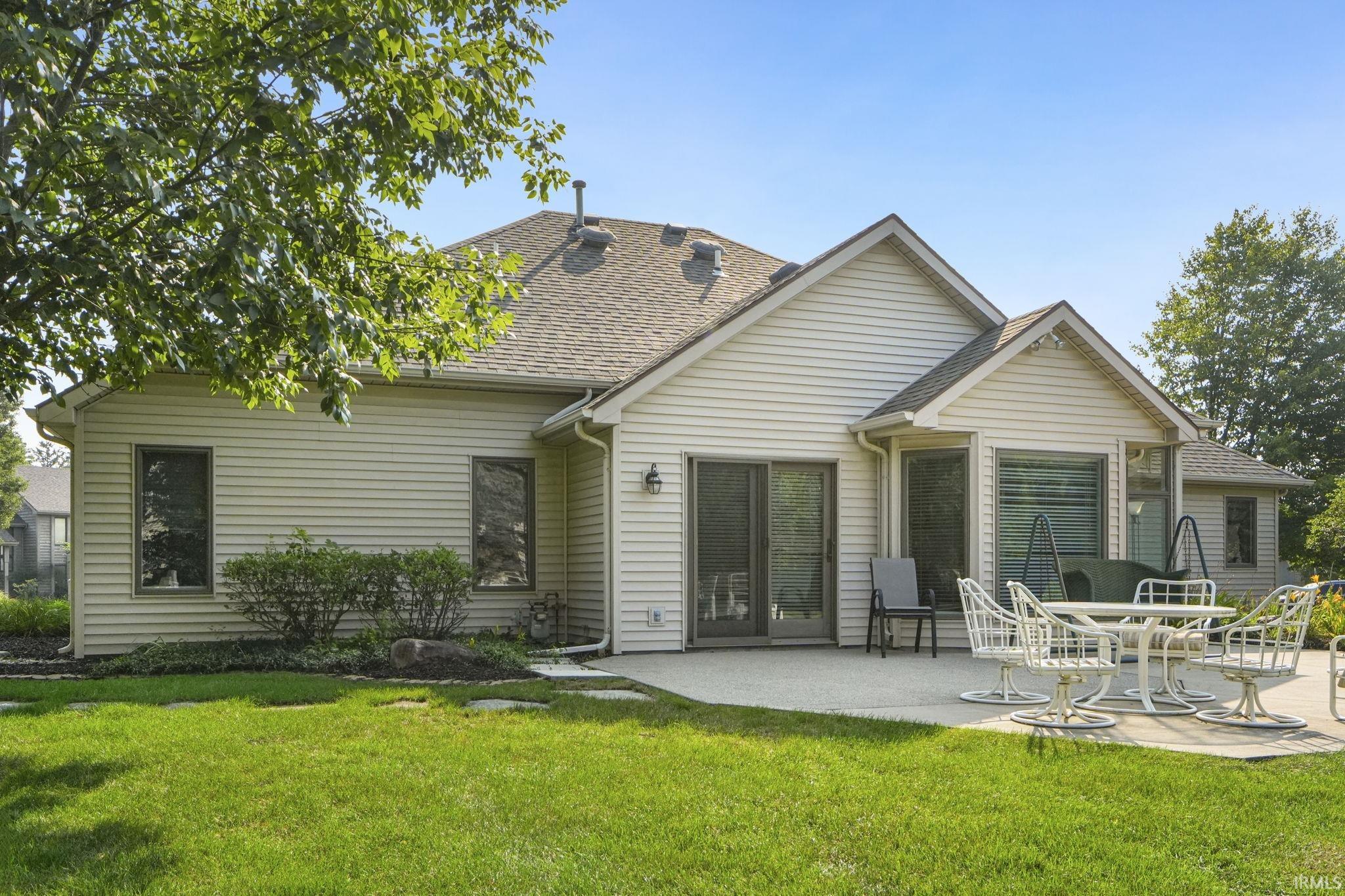 2106 Lake Ridge Drive Fort Wayne, IN 46804 - Photo 5 of 36 Gallery Image 5