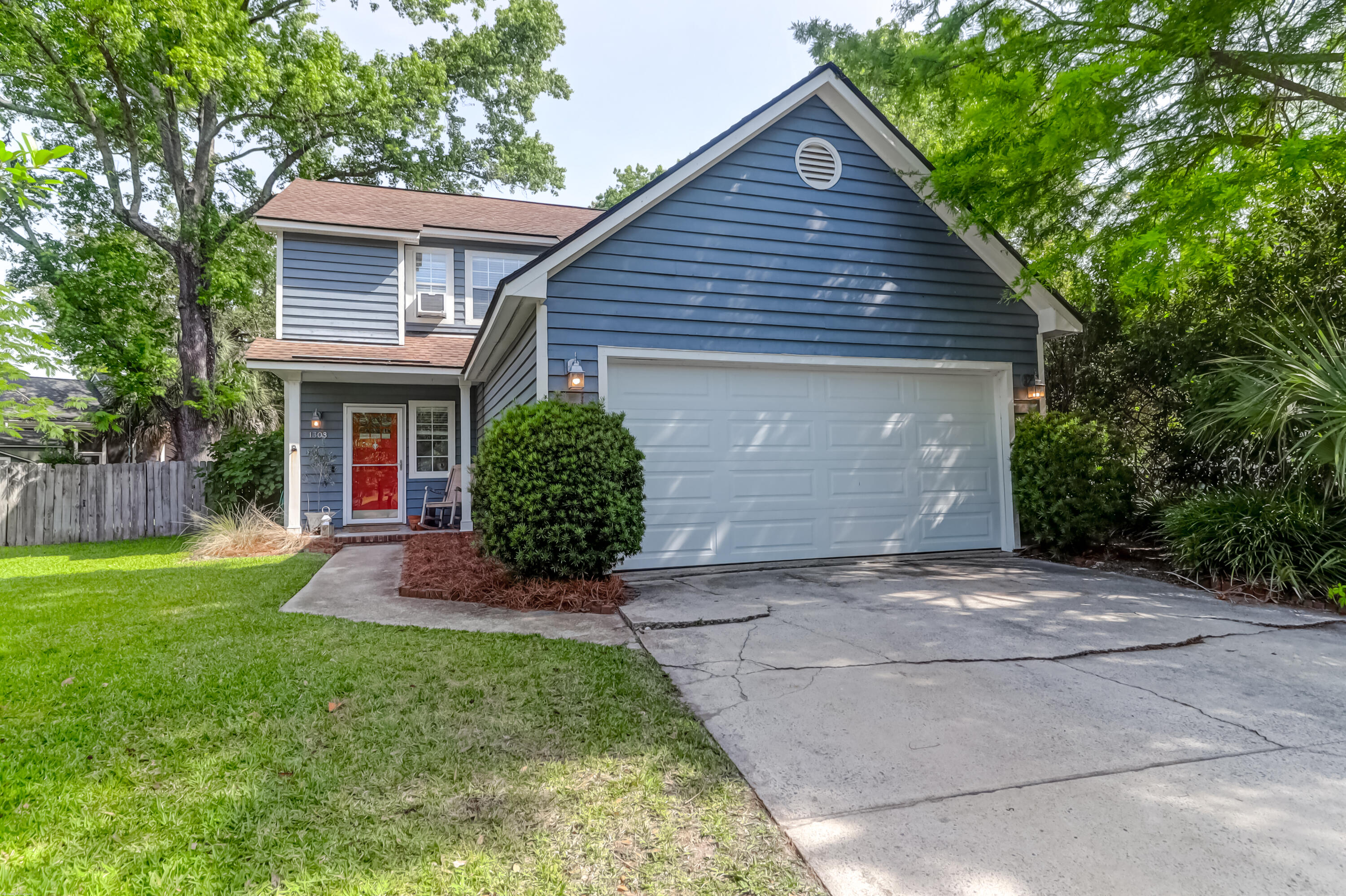 1308 Mossy Road Mount Pleasant, SC 29464 - Photo 42 of 47 1308 Mossy -Tidalcreekphoto- (43)