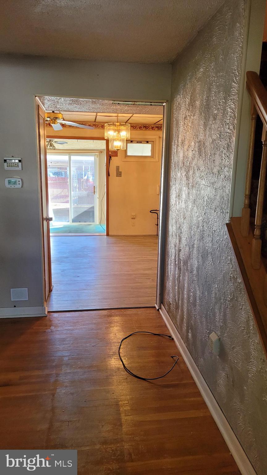 7819 Jamesford Road Baltimore, MD 21222 - Photo 9 of 43