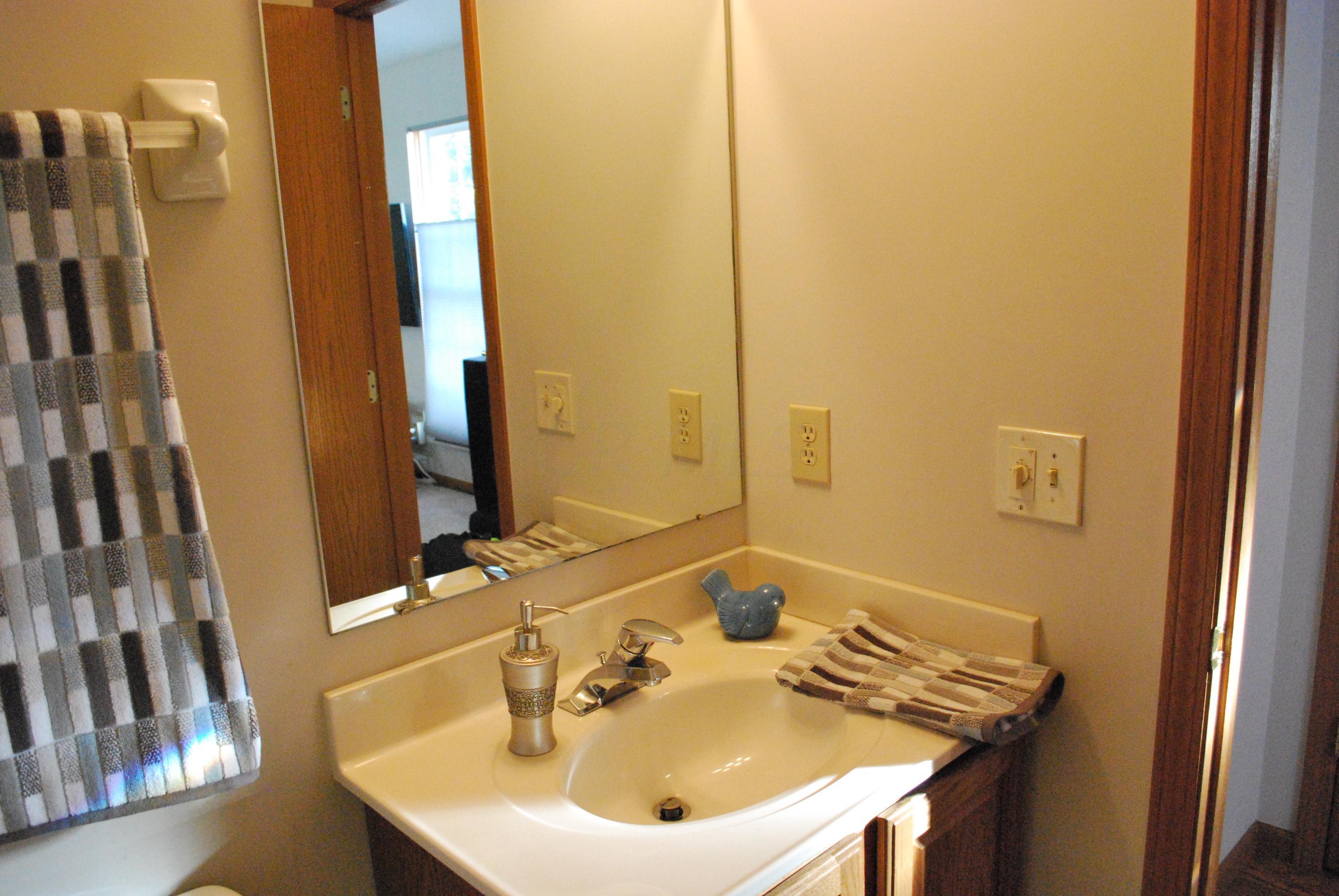 7859 Pinehill Road Lewis Center, OH 43035 - Photo 9 of 23 Gallery Image 9