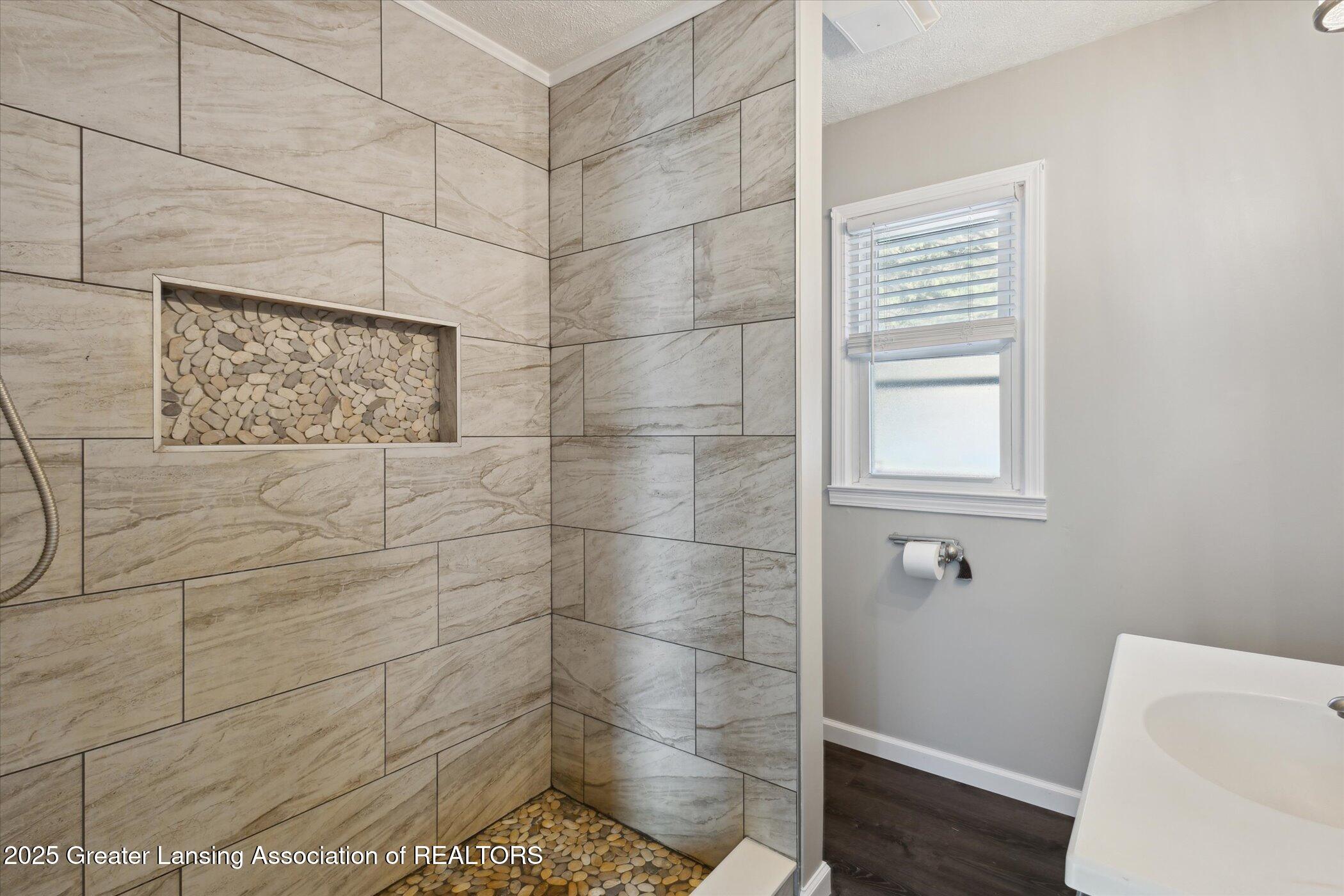 5353 East Clark Road Bath, MI 48808 - Photo 21 of 42 20-5353-Clark-Rd-Bath-Twp-MI-48808-Windo