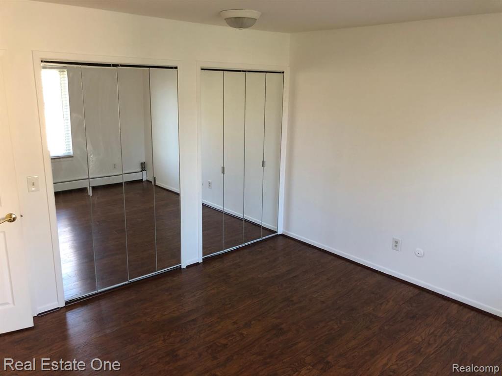 451 Miller Avenue, Unit 212 Rochester, MI 48307 - Photo 7 of 11
