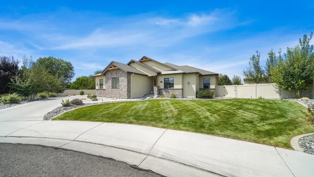 $824,000 | 1403 Oak Creek Avenue, Fruita, CO 81521