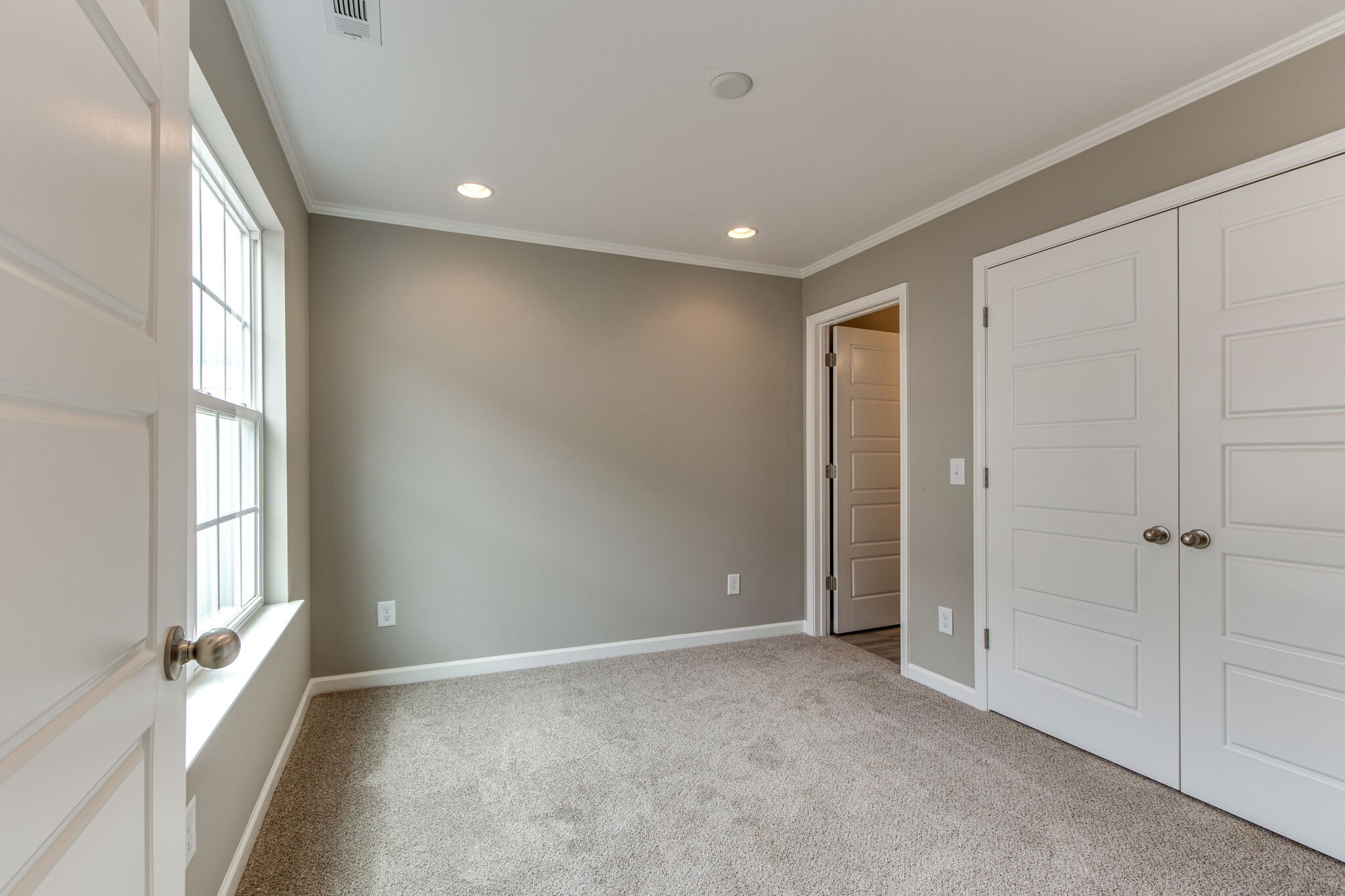 3524 Learning Lane Murfreesboro, TN 37128 - Photo 6 of 14 a view of an empty room with a window