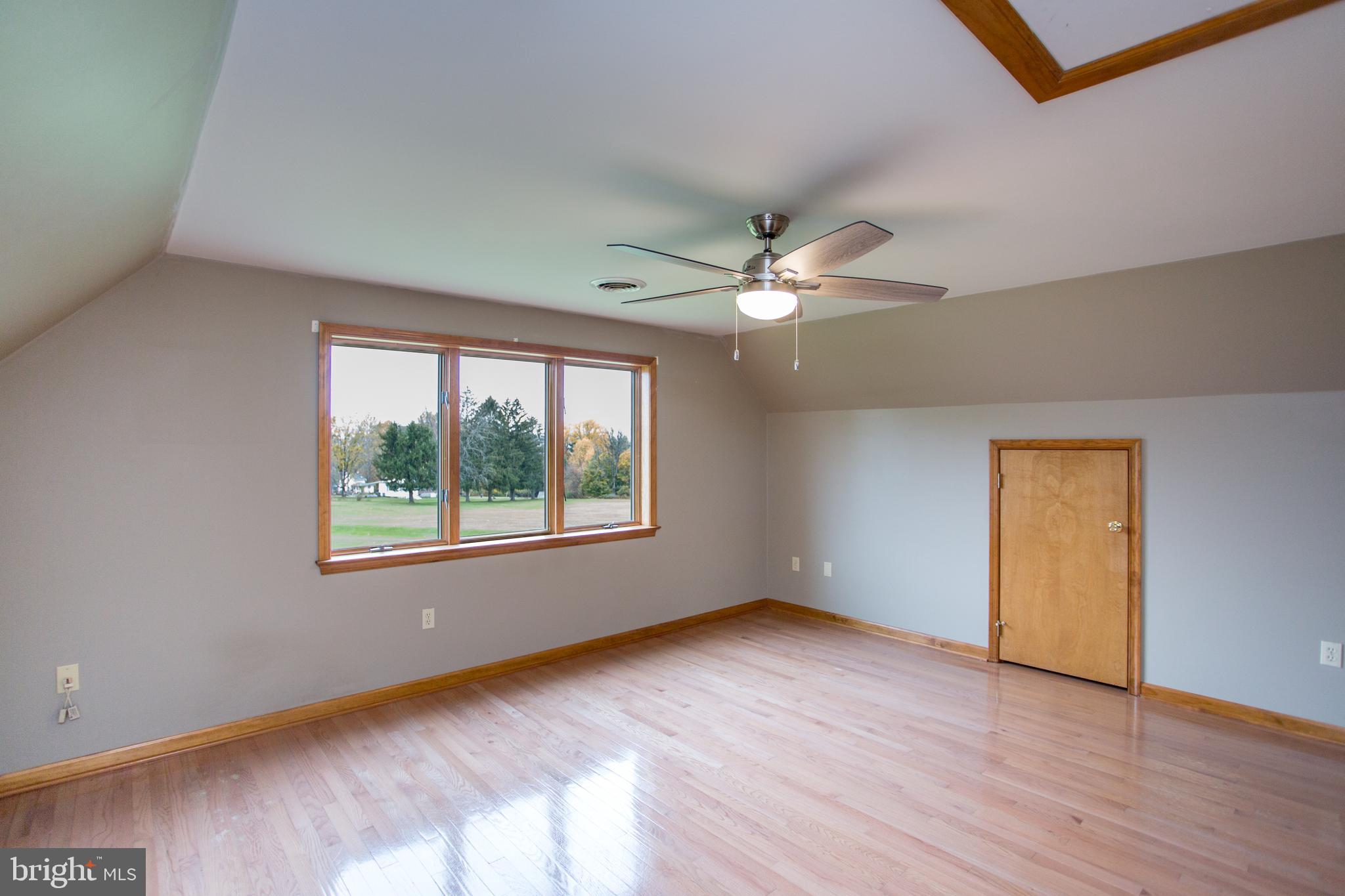 2040 Tumblebrook Road Coopersburg, PA 18036 - Photo 35 of 68 Bedroom 3 - second floor