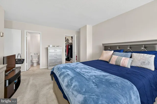 $220,000 | 1121 University Boulevard West, Unit 1104B, Silver Spring, MD 20902