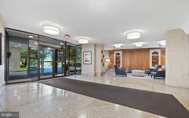 $220,000 | 1121 University Boulevard West, Unit 1104B, Silver Spring, MD 20902