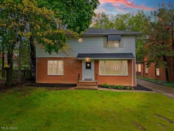 $408,900 | 2375 Glendon Road, University Heights, OH 44118