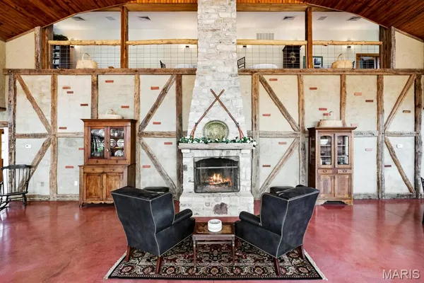 $1,850,000 | 15226 Boone Monument Road, Marthasville, MO 63357