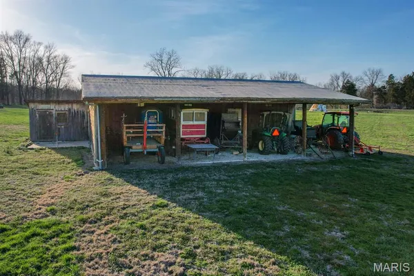 $1,850,000 | 15226 Boone Monument Road, Marthasville, MO 63357