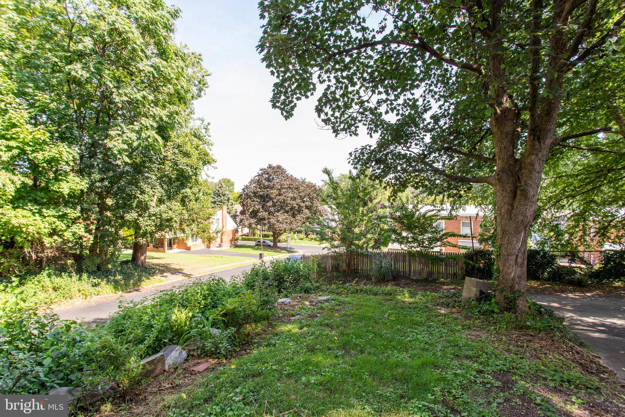 57 Waverly Road Havertown, PA 19083 - Photo 27 of 28 Yard
