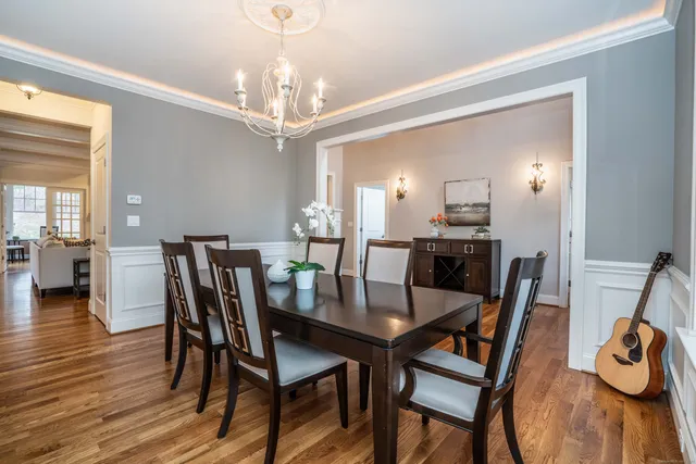 $1,150,000 | 7 Newcastle Place, Farmington, CT 06085