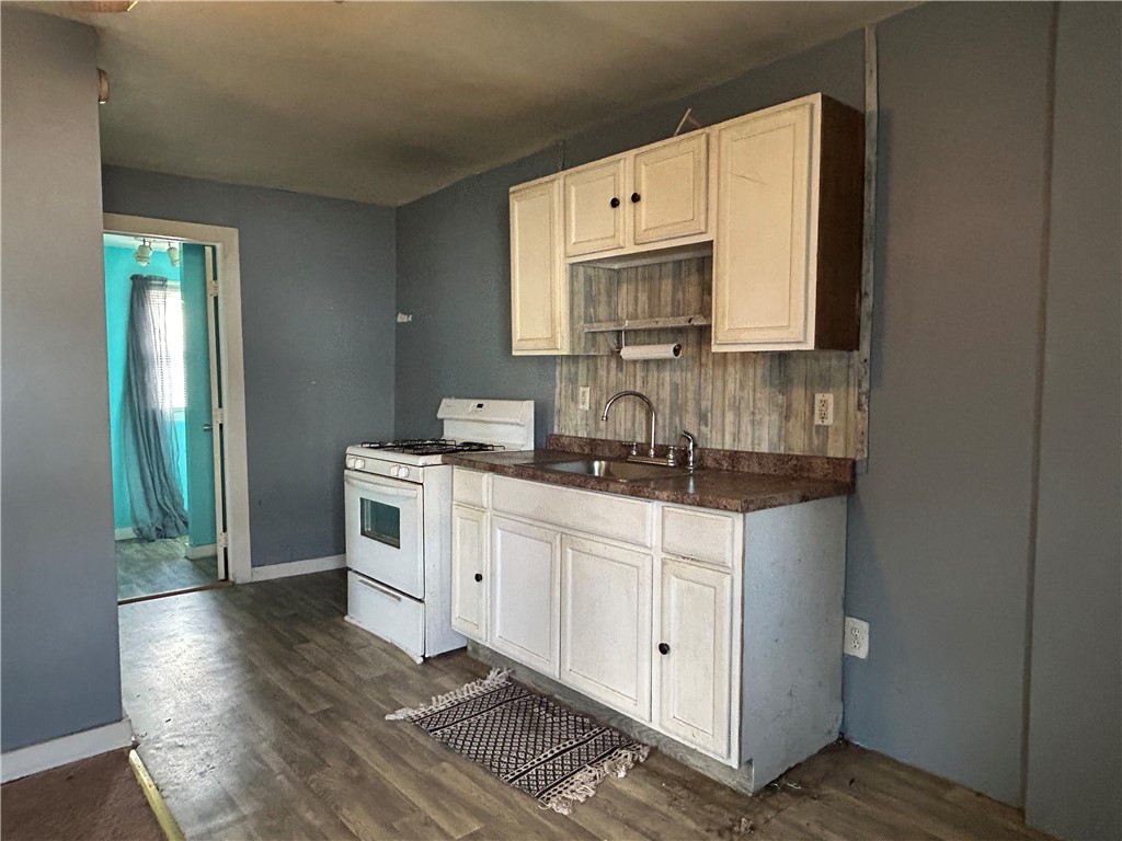 204 North Porter Street Dix, NY 14891 - Photo 14 of 18 Apartment Kitchen