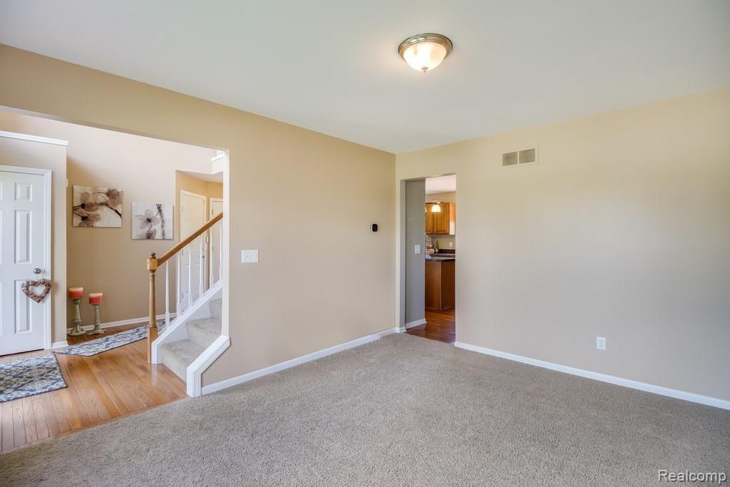 3975 Hopefield Court Canton, MI 48188 - Photo 6 of 24